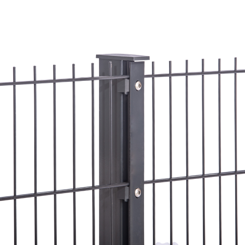 Mit Abdeckflachleiste